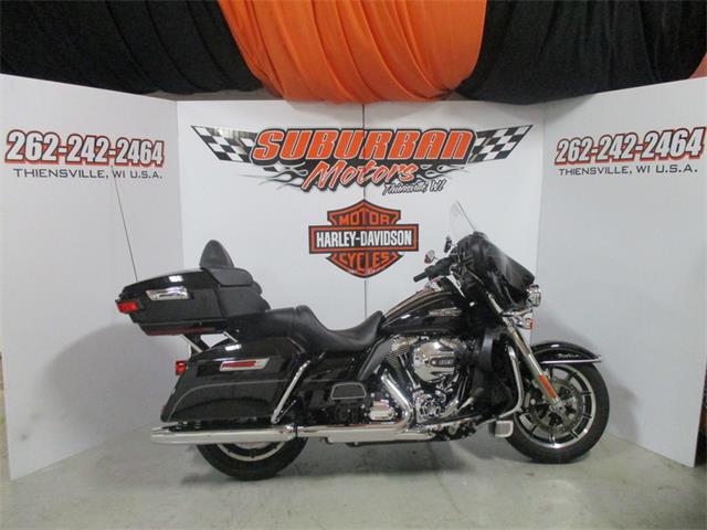 2015 Harley-Davidson® FLHTCU - Electra Glide® Ultra Classic® (CC-892001) for sale in Thiensville, Wisconsin
