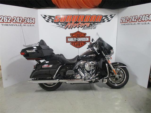 2015 Harley-Davidson® FLHTCU - Electra Glide® Ultra Classic® (CC-890474) for sale in Thiensville, Wisconsin