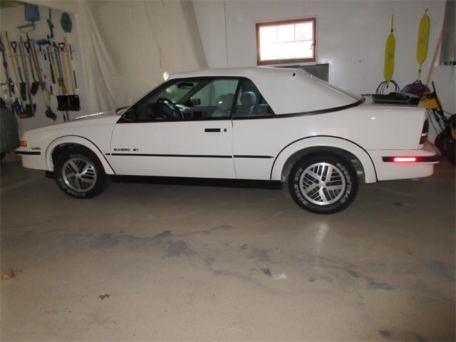 1989 Pontiac Sunbird (CC-895937) for sale in Pella, Iowa