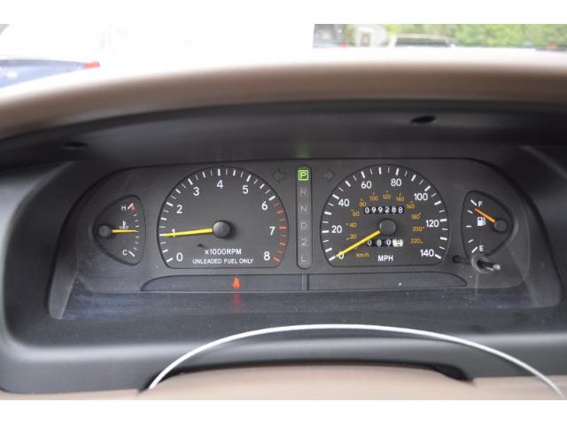 1995 Toyota Avalon (CC-896380) for sale in Milford, New Hampshire