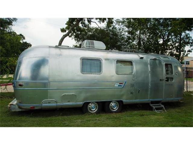1973 Airstream Overlander Land Yacht (CC-896937) for sale in Austin, Texas