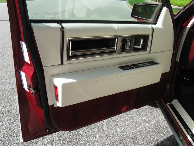 1993 Cadillac Sedan DeVille (CC-897119) for sale in Shaker Heights, Ohio