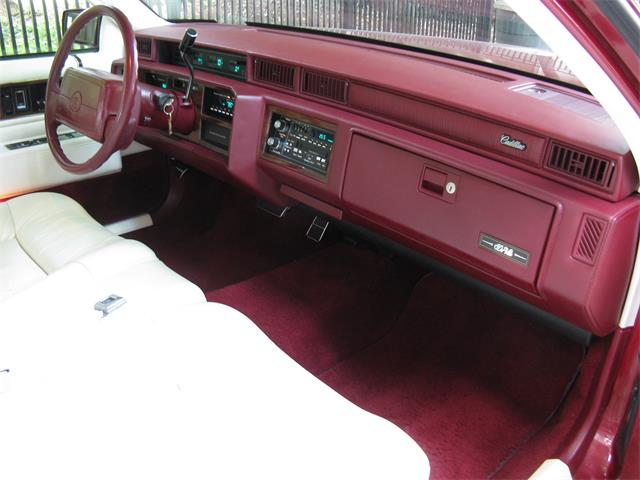 1993 Cadillac Sedan DeVille (CC-897119) for sale in Shaker Heights, Ohio