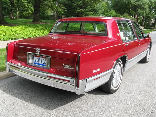 1993 Cadillac Sedan DeVille (CC-897119) for sale in Shaker Heights, Ohio