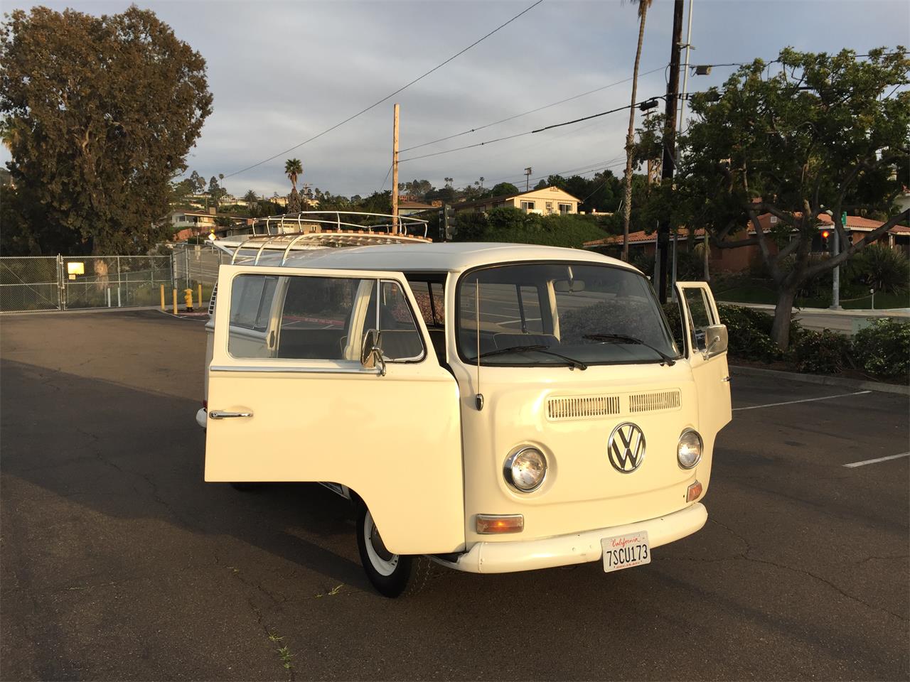 1972 Volkswagen Bus for Sale | ClassicCars.com | CC-898304