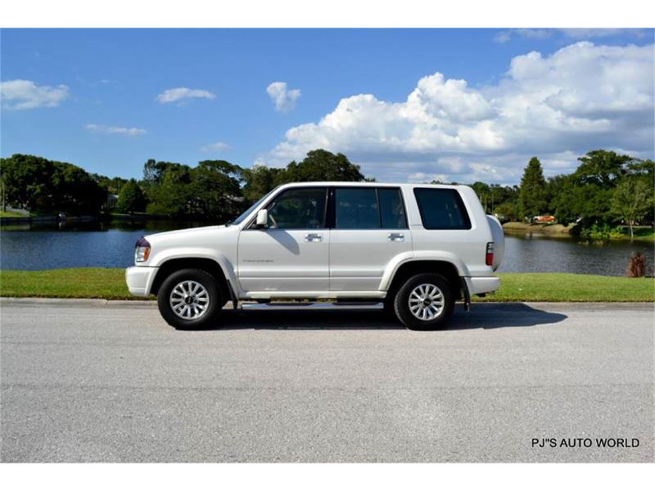 2002 Isuzu Trooper for Sale CC903568