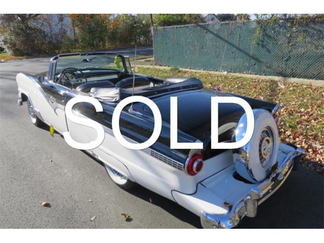 1956 Ford Fairlane (CC-904808) for sale in Milford City, Connecticut
