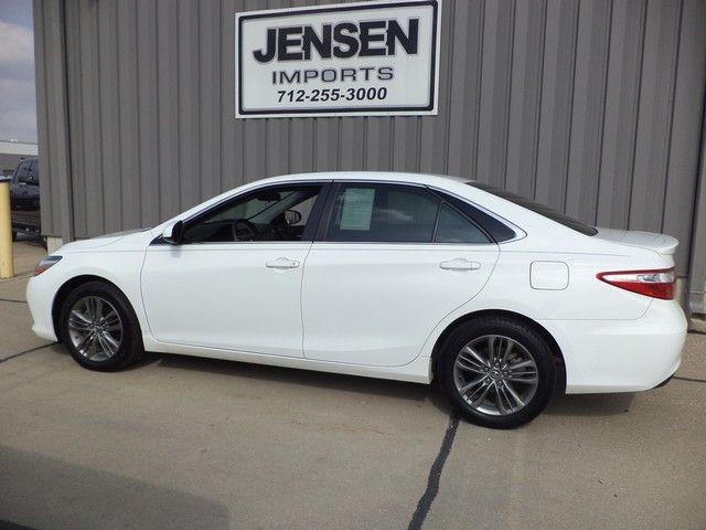2015 Toyota Camry (CC-905179) for sale in Sioux City, Iowa