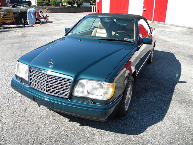 1995 Mercedes Benz 320E (CC-905848) for sale in Wildwood, New Jersey