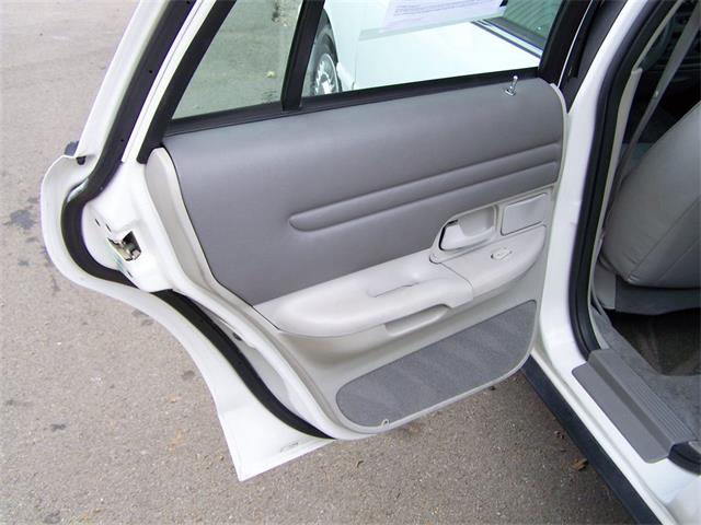 1997 Ford Crown Victoria (CC-900649) for sale in Canton, Georgia