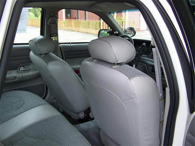 1997 Ford Crown Victoria (CC-900649) for sale in Canton, Georgia