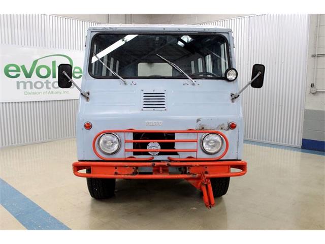 1967 Volvo L3314 HT (CC-906877) for sale in Chicago, Illinois