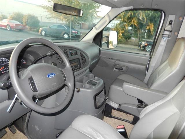 2003 Coachmen 210 CB 21 FT CLASS C V10 (CC-908637) for sale in Ontario, California