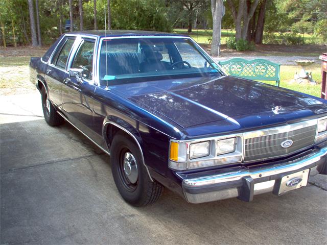 1991 Ford Crown Victoria (CC-912723) for sale in Ponchatoula, Louisiana