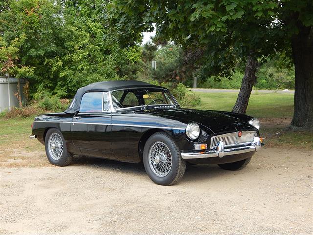 1965 MGB MK1 Pull Handle Roadster (CC-913088) for sale in Westport, Connecticut