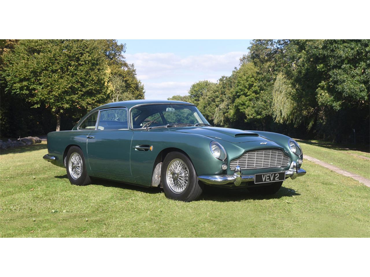 Aston martin db5 1964