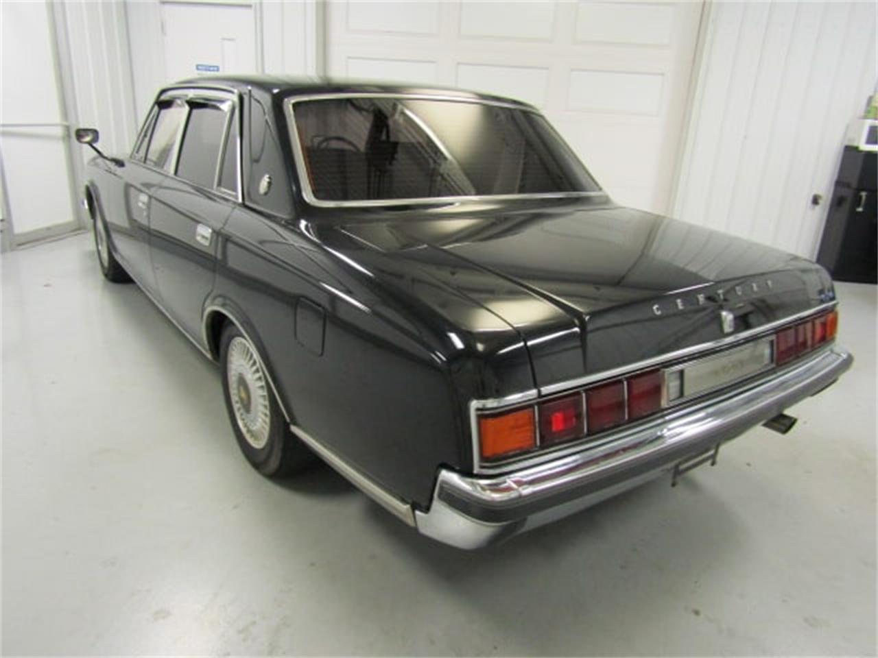 Toyota century 1989