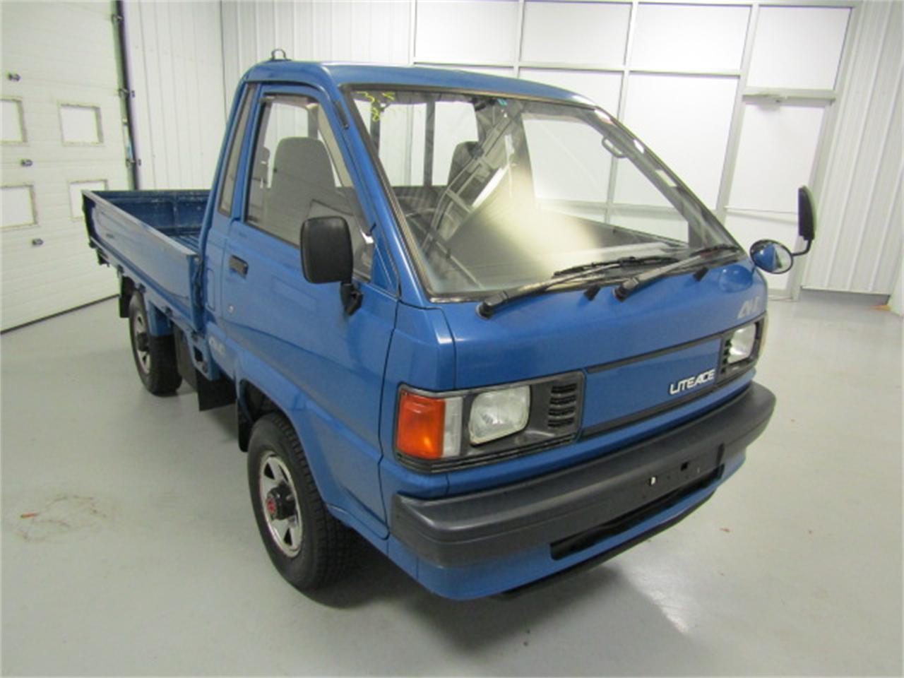 Toyota lite ace 1990