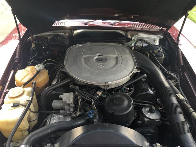 1986 Mercedes-Benz 560SL (CC-918940) for sale in Valrico, Florida