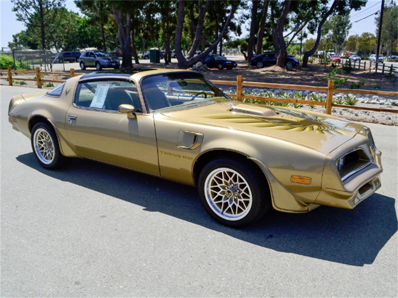 Р—РѕР»РѕС‚РѕР№ Pontiac Firebird