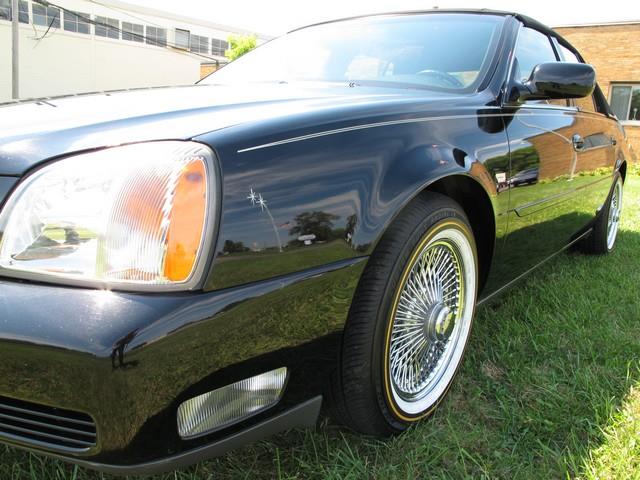 2000 Cadillac DeVille (CC-919806) for sale in Troy, Michigan