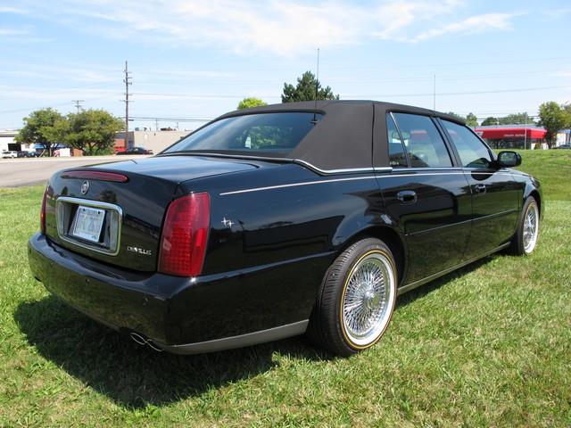 2000 Cadillac DeVille (CC-919806) for sale in Troy, Michigan