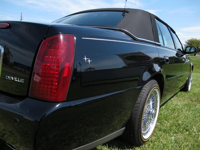 2000 Cadillac DeVille (CC-919806) for sale in Troy, Michigan