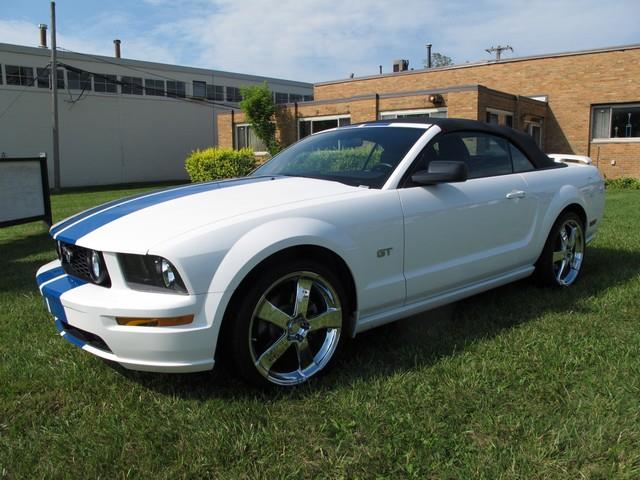 2005 Ford Mustang (CC-919821) for sale in Troy, Michigan