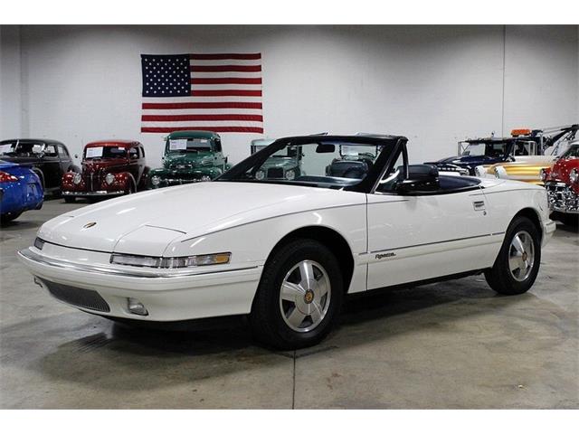 1990 Buick Reatta (CC-921045) for sale in Kentwood, Michigan