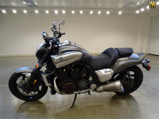 2014 yamaha online vmax