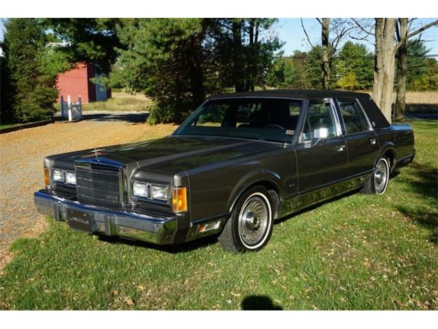 1989 Lincoln Town Car (CC-920228) for sale in Monroe Township, New Jersey