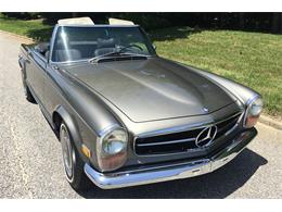 1970 Mercedes-Benz 280SL (CC-920322) for sale in Southampton, New York
