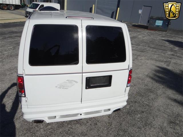 1998 GMC Safari (CC-923315) for sale in O'Fallon, Illinois