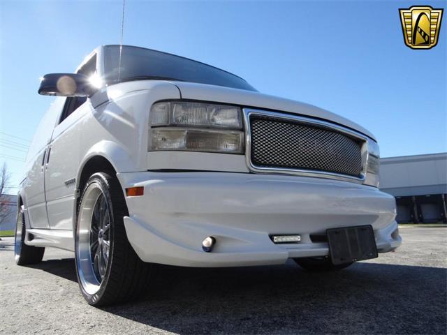 1998 GMC Safari (CC-923315) for sale in O'Fallon, Illinois