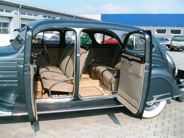 1934 Chrysler Airflow (CC-924862) for sale in Bratislava, Slovakia