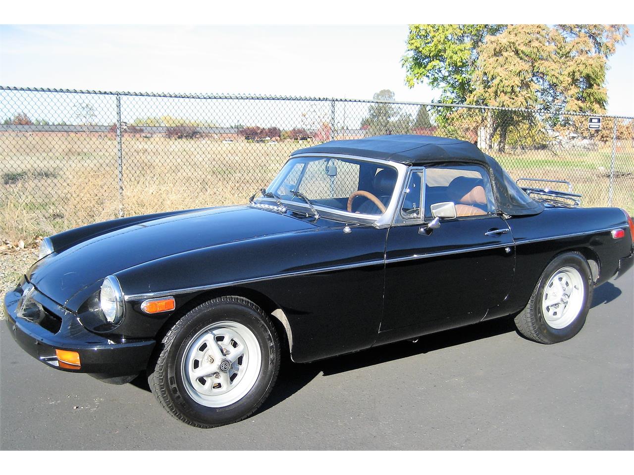 1975 MG MGB For Sale | ClassicCars.com | CC-926369