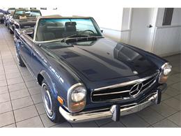 1969 Mercedes-Benz 280SL (CC-926617) for sale in Southampton, New York