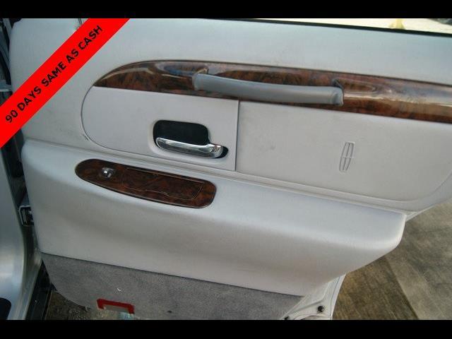 1999 Lincoln Town Car (CC-927462) for sale in Phoenix, Arizona