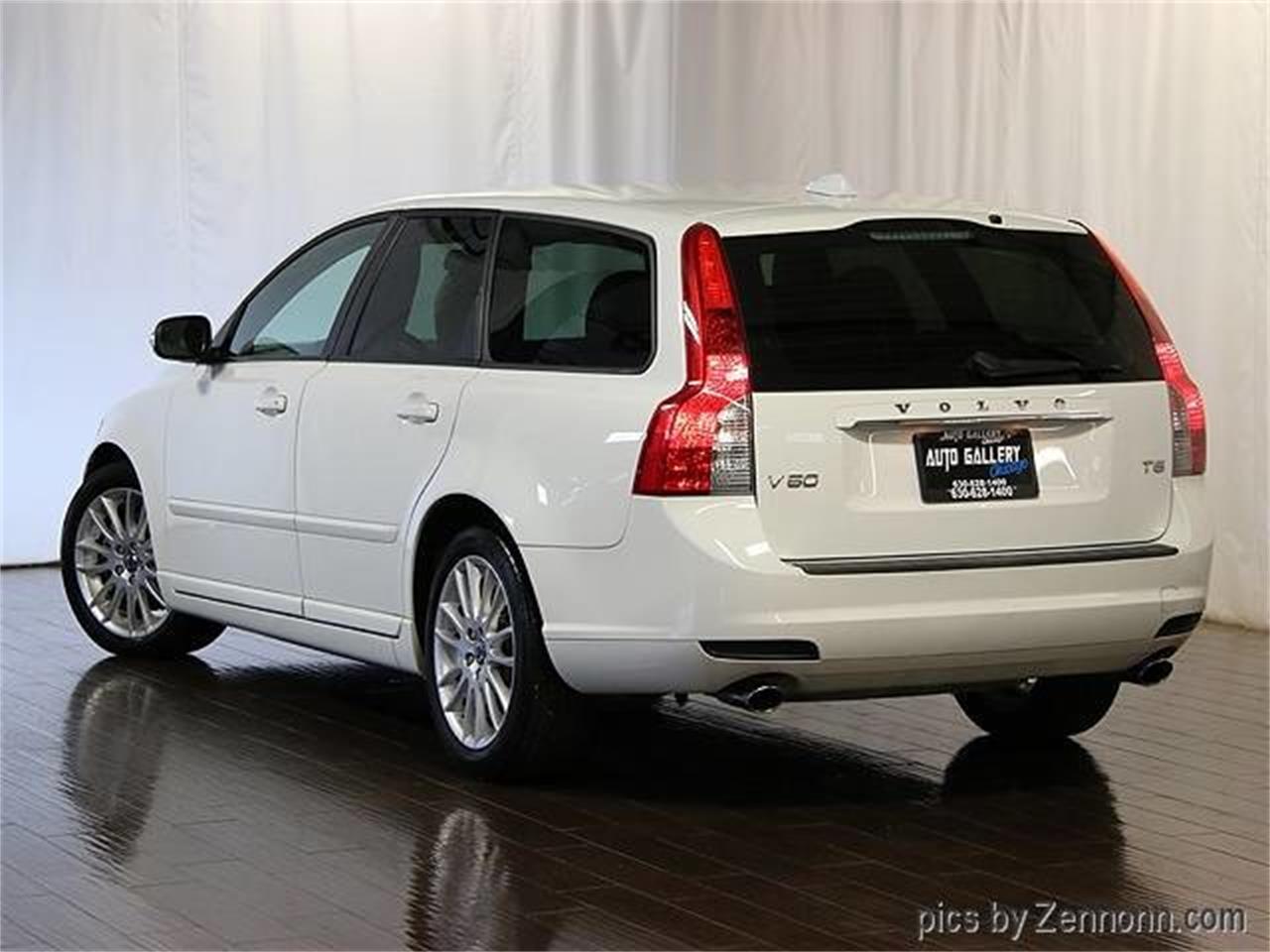 2011 Volvo V50 Review, Pricing, & Pictures