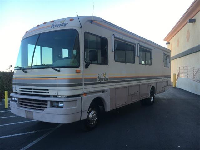 1993 Fleetwood Bounder (CC-928215) for sale in Ontario, California