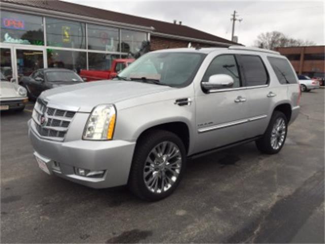 2011 Cadillac Escalade (CC-928291) for sale in Brookfield, Wisconsin