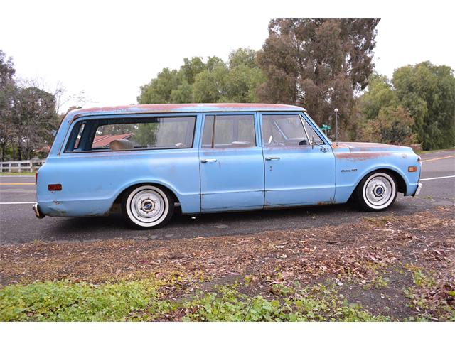 1969 Chevrolet Suburban (CC-928522) for sale in Tracy, California