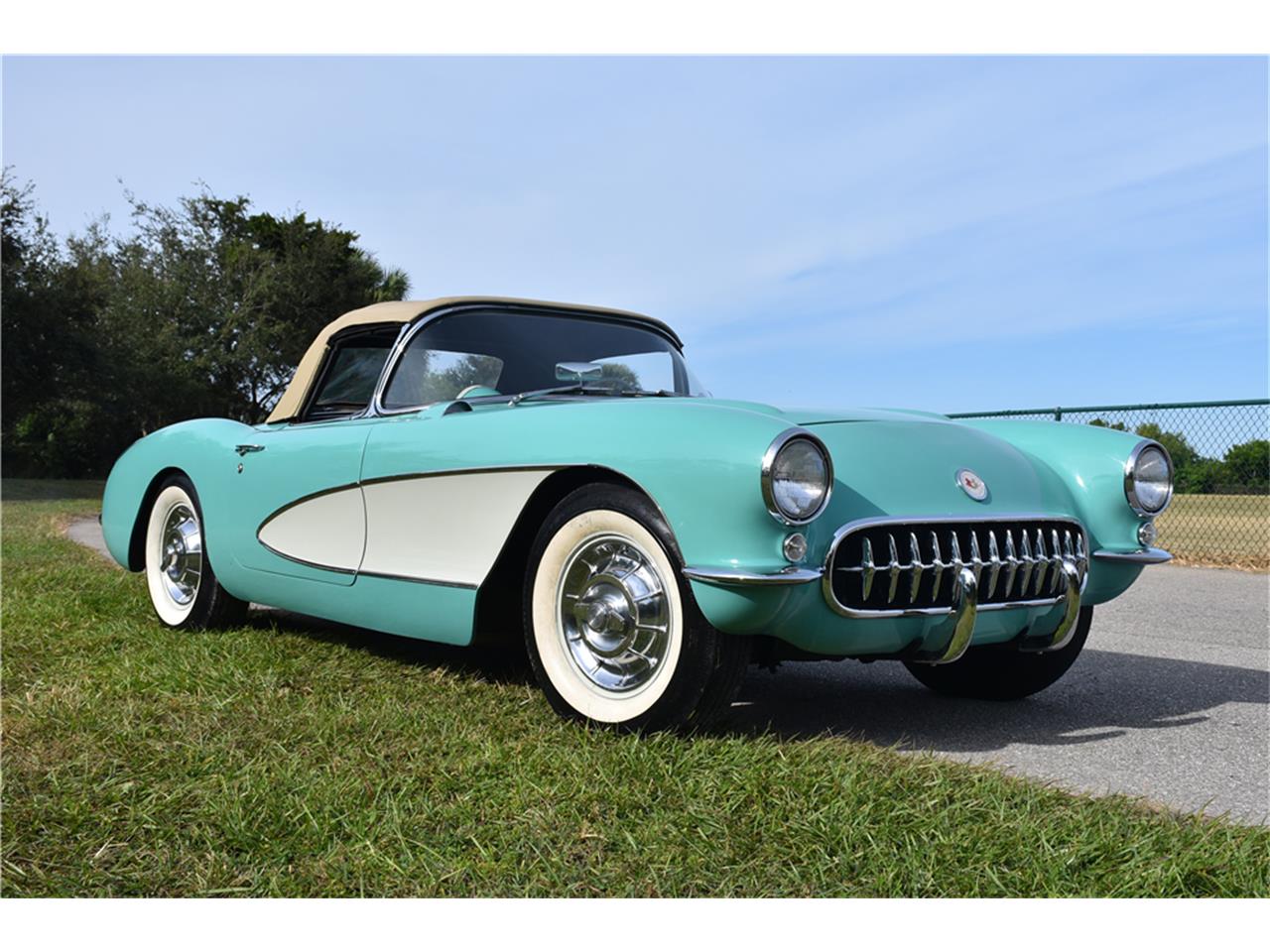 Chevrolet corvette 1956