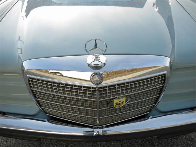 1971 Mercedes Benz 250 (CC-933488) for sale in West Chester, Pennsylvania