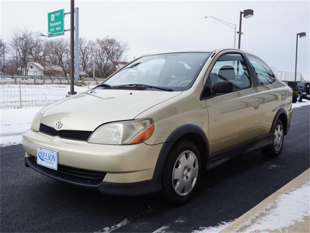 Toyota echo 2000