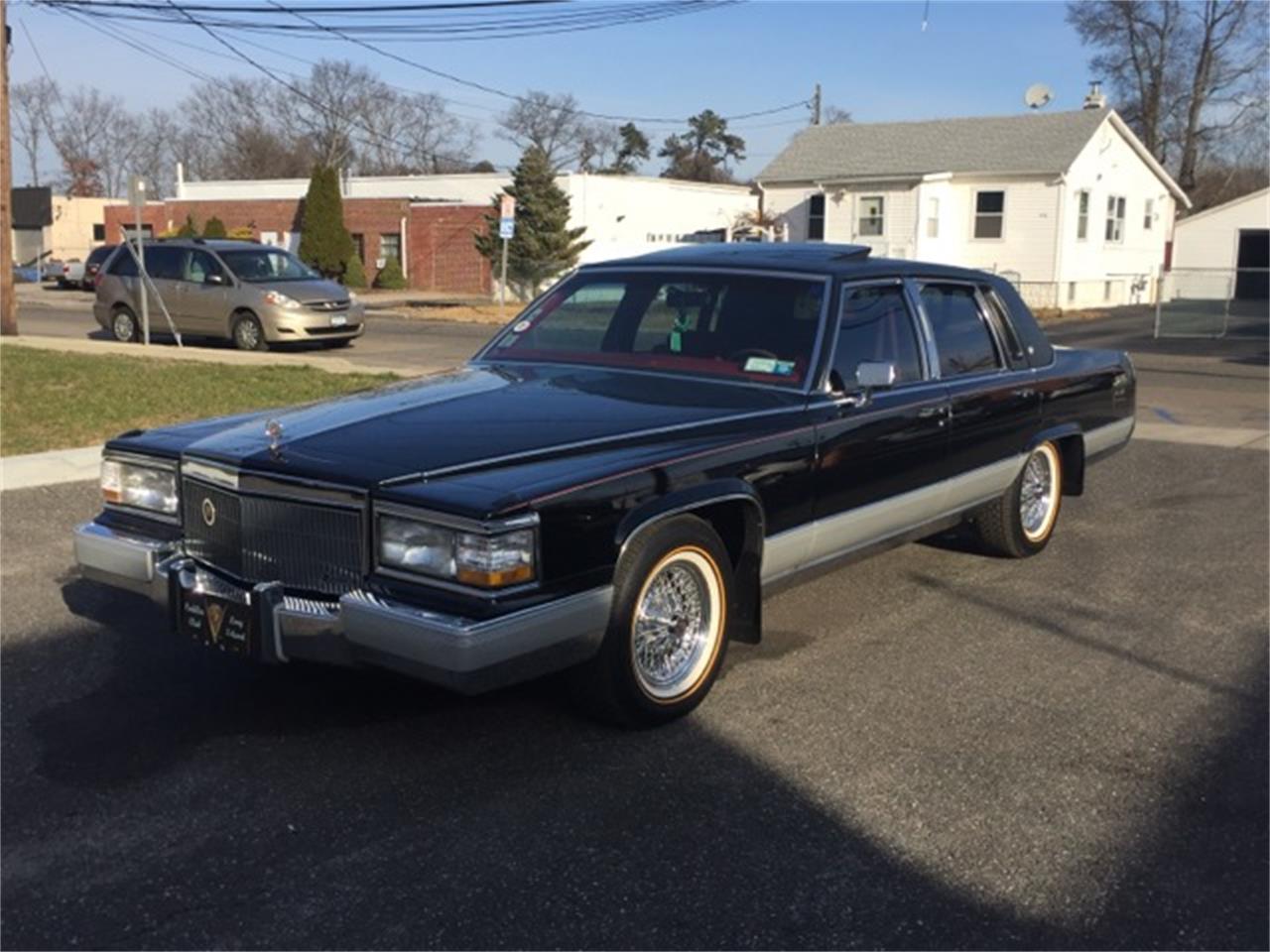 Cadillac brougham 1990