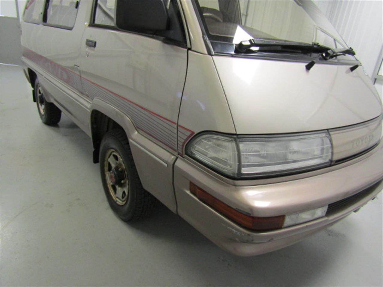Toyota masterace surf