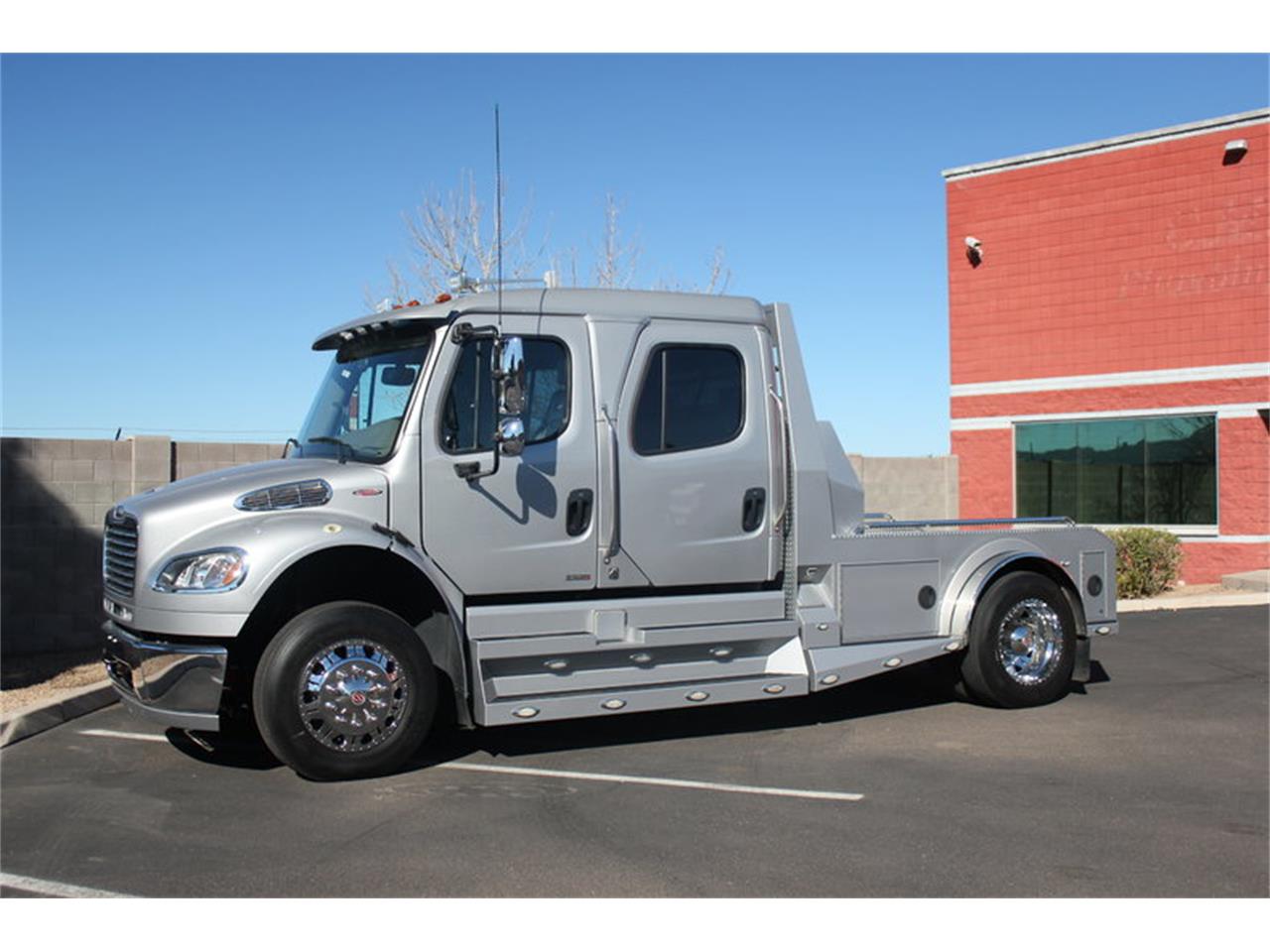 2011 freightliner sport chassis