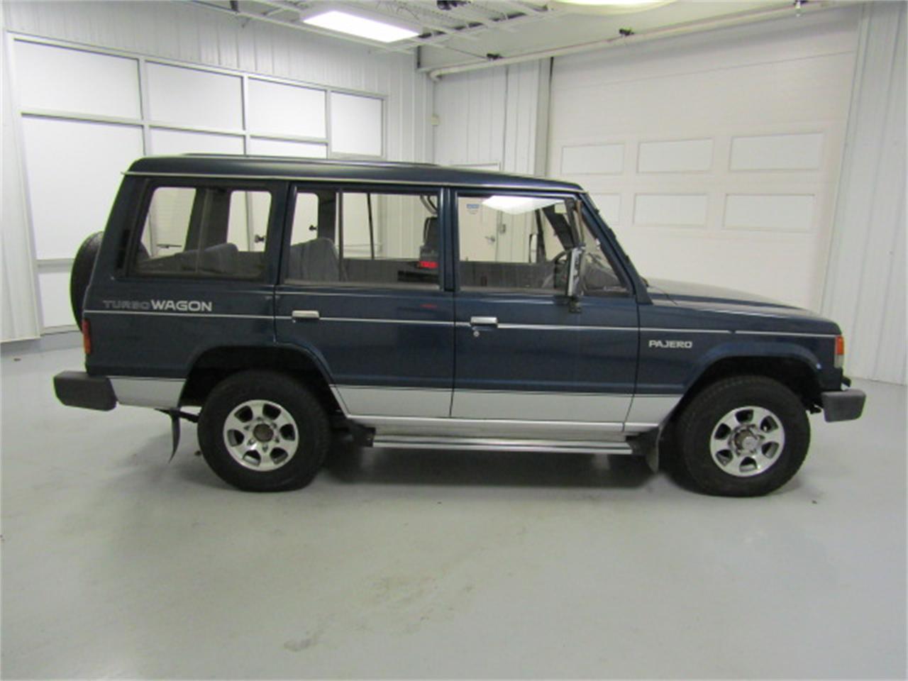 Mitsubishi pajero 1987