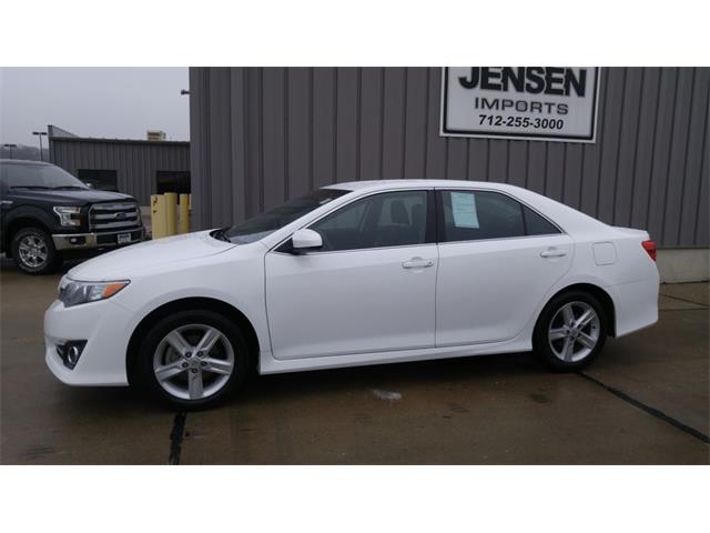 2014 Toyota Camry (CC-937607) for sale in Sioux City, Iowa